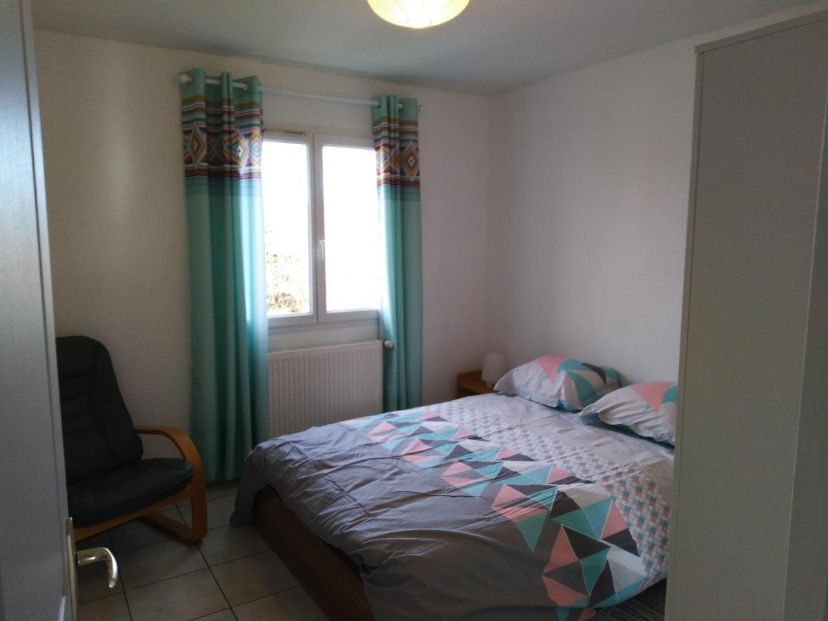 Apartamento Logis Saint Austremoine Issoire Exterior foto